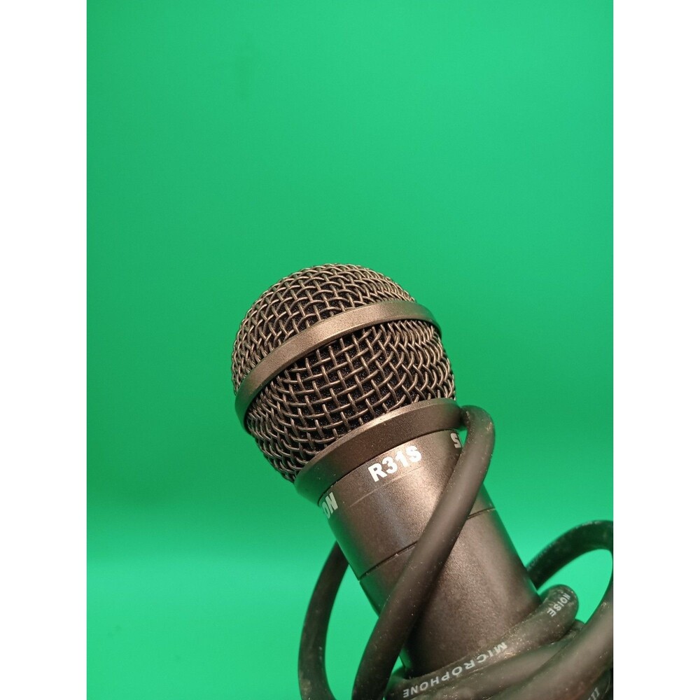 Samson R31S Microphone with Livewire 15ft Essential Cable - Picture 4 of 4